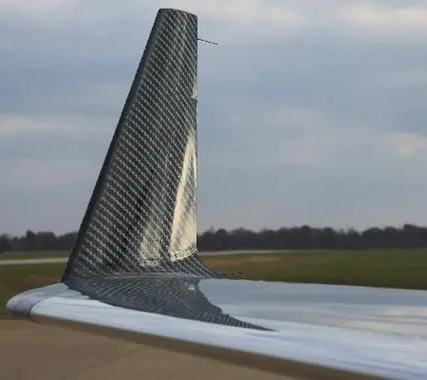 Aircraft tail wing